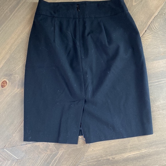 Black pencil skirt - Picture 5 of 5